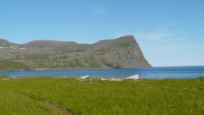 Almenningaskarð mountain pass